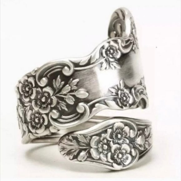 New! Women’s Printed Boho Chic Spoon Ring - Picture 1 of 2